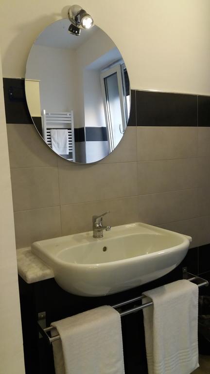 Pompei Holiday Rooms מראה חיצוני תמונה