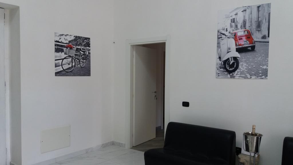 Pompei Holiday Rooms מראה חיצוני תמונה