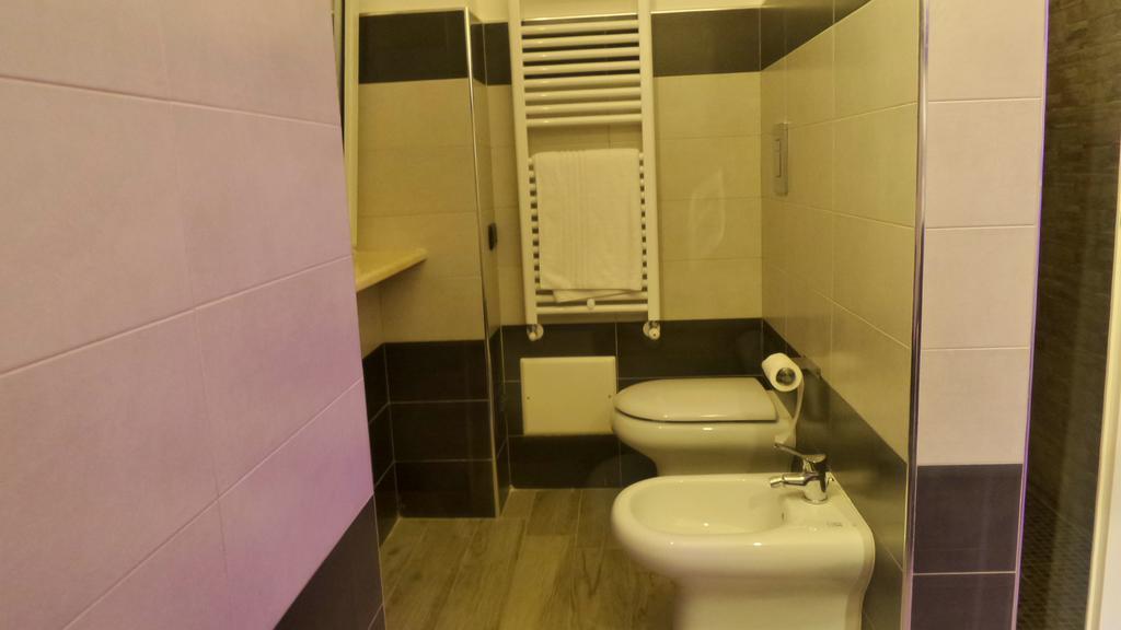 Pompei Holiday Rooms מראה חיצוני תמונה