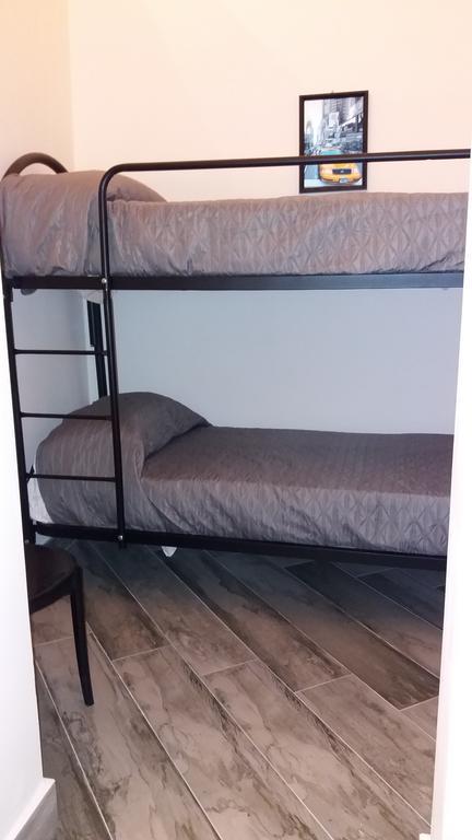 Pompei Holiday Rooms מראה חיצוני תמונה