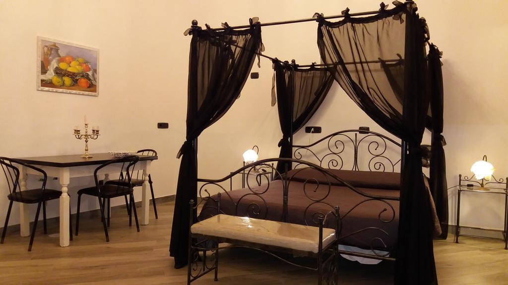 Pompei Holiday Rooms מראה חיצוני תמונה