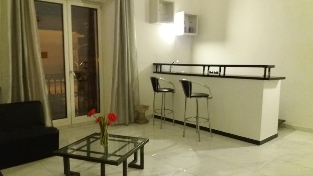 Pompei Holiday Rooms מראה חיצוני תמונה